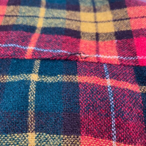 Vintage 70s Kohls Holiday Xmas Wool Plaid Button Down Shirt Dagger Collar | L/XL - Picture 11 of 16